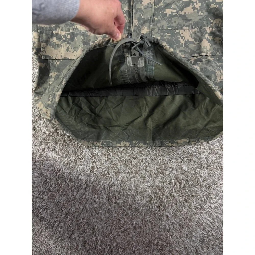 Parka Cold Weather Universal Camouflage Jacket Men's Medium Ragular US Military
